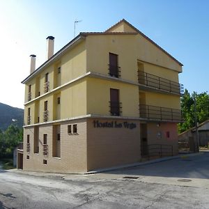 Hostal La Vega Hotel Peralejos Exterior photo