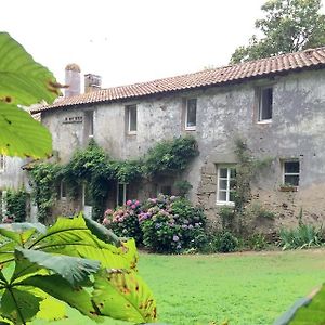 Le Prieure Saint Blaise Bed & Breakfast Le Puy-Saint-Bonnet Exterior photo