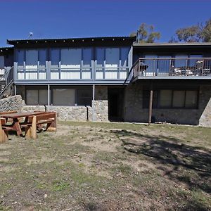 Creel Lodge Jindabyne Exterior photo