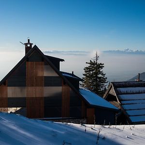 Apartments Zvoh, Krvavec, Ski-In, Ski-Out Cerklje na Gorenjskem Exterior photo