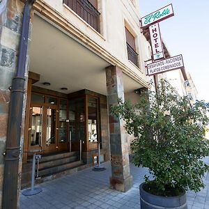 Hotel El Roble Cervera De Pisuerga Exterior photo