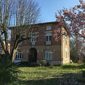 Chez Dan Et Vero - Chambre D'Hote Hotel Moissac Exterior photo