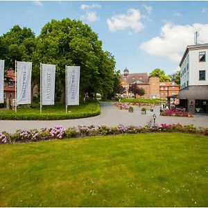 Schloss Basthorst Hotel Crivitz Exterior photo