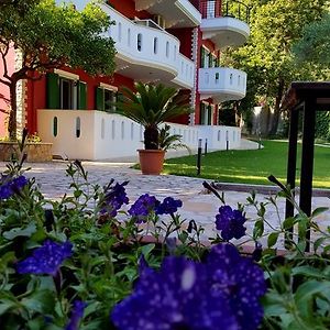 Oasis Exclusive Aparthotel Parga Exterior photo