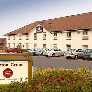 Premier Inn Oldham Central Exterior photo