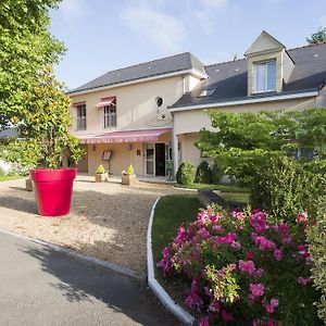 Logis Auberge Bienvenue Hotel Doue-la-Fontaine Exterior photo