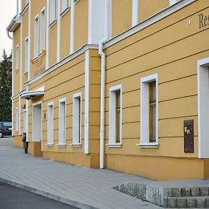 Mestske Kulturni Centrum Ve Fulneku Hotel Novy Jicin Exterior photo