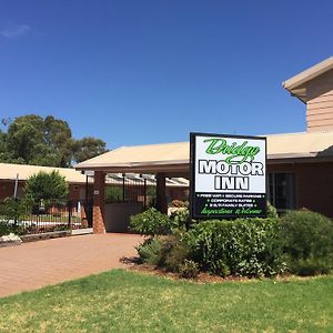 Bridge Motor Inn Tocumwal Exterior photo