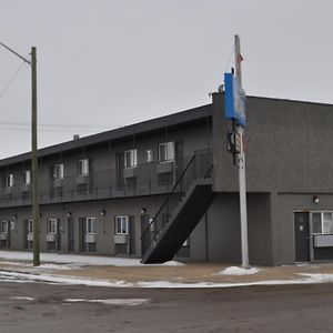 Camrest Motel Camrose Exterior photo