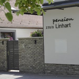 Penzion Linhart Hotel Podebrady Exterior photo