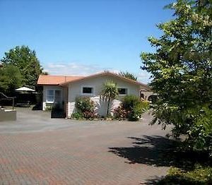 Dunrovin Motel Taupo Exterior photo