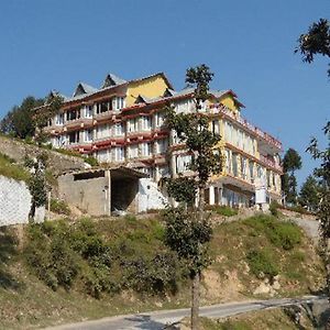 Royal Residency Hotel Khajjiar Exterior photo