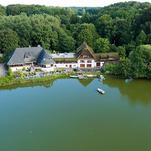 Fischerklause Am Lutjensee Hotel Exterior photo