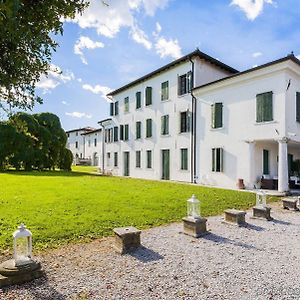 Hotel Villa Policreti Castello d'Aviano Exterior photo