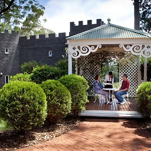 The Castle On Tamborine Hotel Mount Tamborine Exterior photo