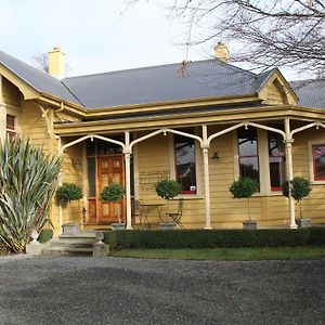 Villa Rouge B&B Invercargill Exterior photo