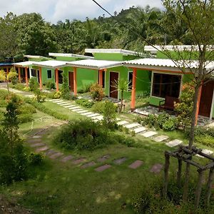 Rubber Tree Resort Koh Lanta Exterior photo