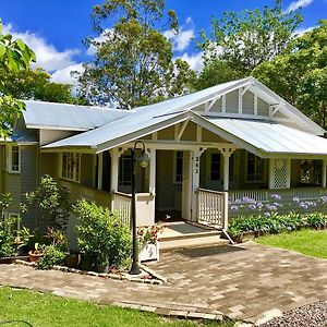 Keillor Lodge Maleny Exterior photo