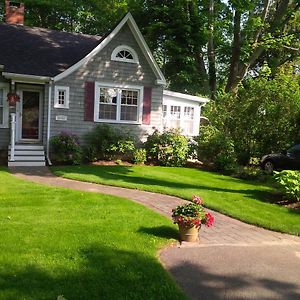 Sweet Dreams Bed And Breakfast Cutchogue Exterior photo