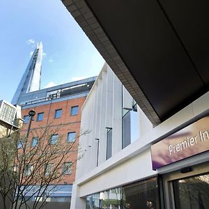 Premier Inn Southwark Borough High St London Exterior photo