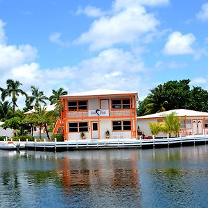 Sailfish Resort Placencia Exterior photo