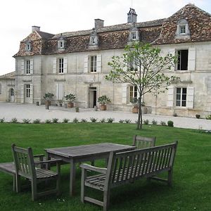 Chateau Manoir De La Leche Bed & Breakfast Touvre Exterior photo