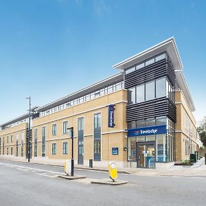 Travelodge London Richmond Central Exterior photo