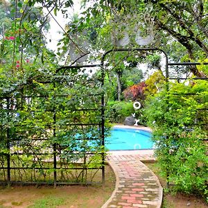 Sama Uyana Holiday Bungalow Villa Gampola Exterior photo