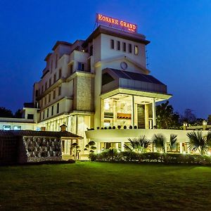 Konark Grand Hotel Mirzapur Exterior photo