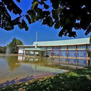 Logis Des Lacs D'Halco Hotel Hagetmau Exterior photo