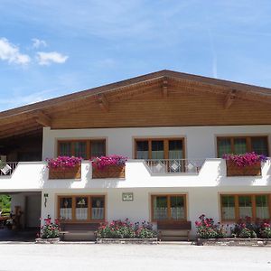 Haus Enzian Hotel Thiersee Exterior photo