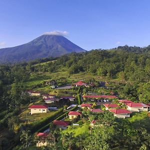 Arenal Volcano Inn La Fortuna Exterior photo