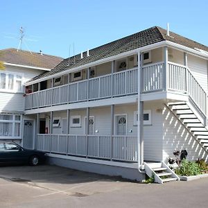 Abbeycourt Motel Lower Hutt Exterior photo