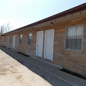 Glenhaven Motel Saint Thomas Exterior photo