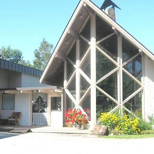 Toll Road Inn Manchester Exterior photo