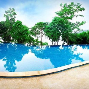 Banraya Resort And Spa Phuket Exterior photo