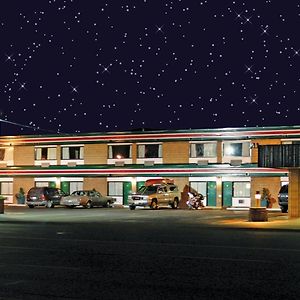 Pinewood Motor Inn Espanola Exterior photo