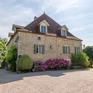 Gite De Charme Le Vert Villa Mauroux  Exterior photo