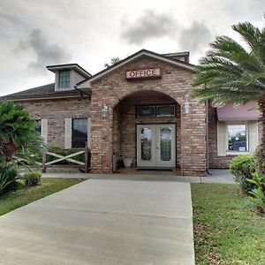 Hotel Del Sol - Pensacola Exterior photo