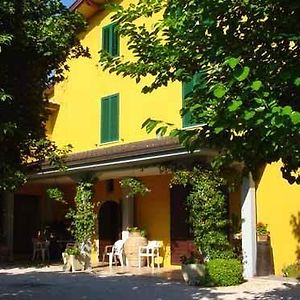 Agriturismo La Cantina Guest House Bastia Umbra Exterior photo