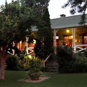 Shamrock Arms Guest Lodge Waterval Boven Exterior photo