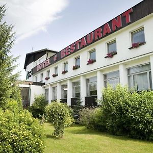 Borova Sihot Atc And Penzion Hotel Liptovsky Hradok Exterior photo