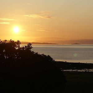 Te Puru Beach Lodge Exterior photo