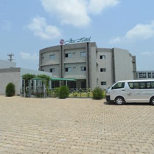 Jess Hotel Kpalime Exterior photo