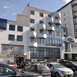 Alcadibo Center Hotel Pitesti Exterior photo