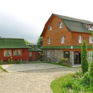 Золота Рибка Hotel Yaremche Exterior photo