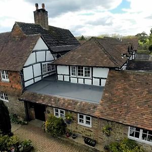 Random Hall Hotel Slinfold Exterior photo