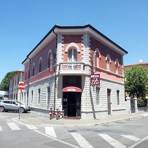 Hotel Zio Imola Exterior photo