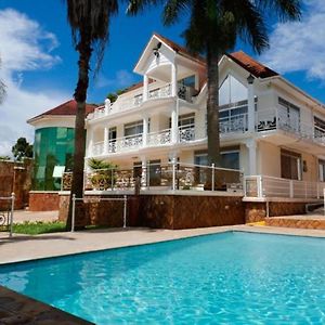 Ivory Castle Hotel Kampala Exterior photo