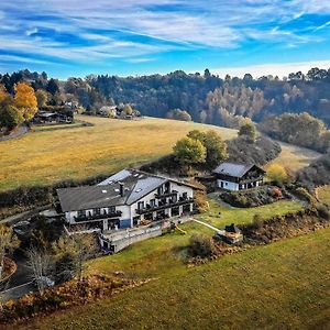 Landhaus Muellenborn Hotel Gerolstein Exterior photo